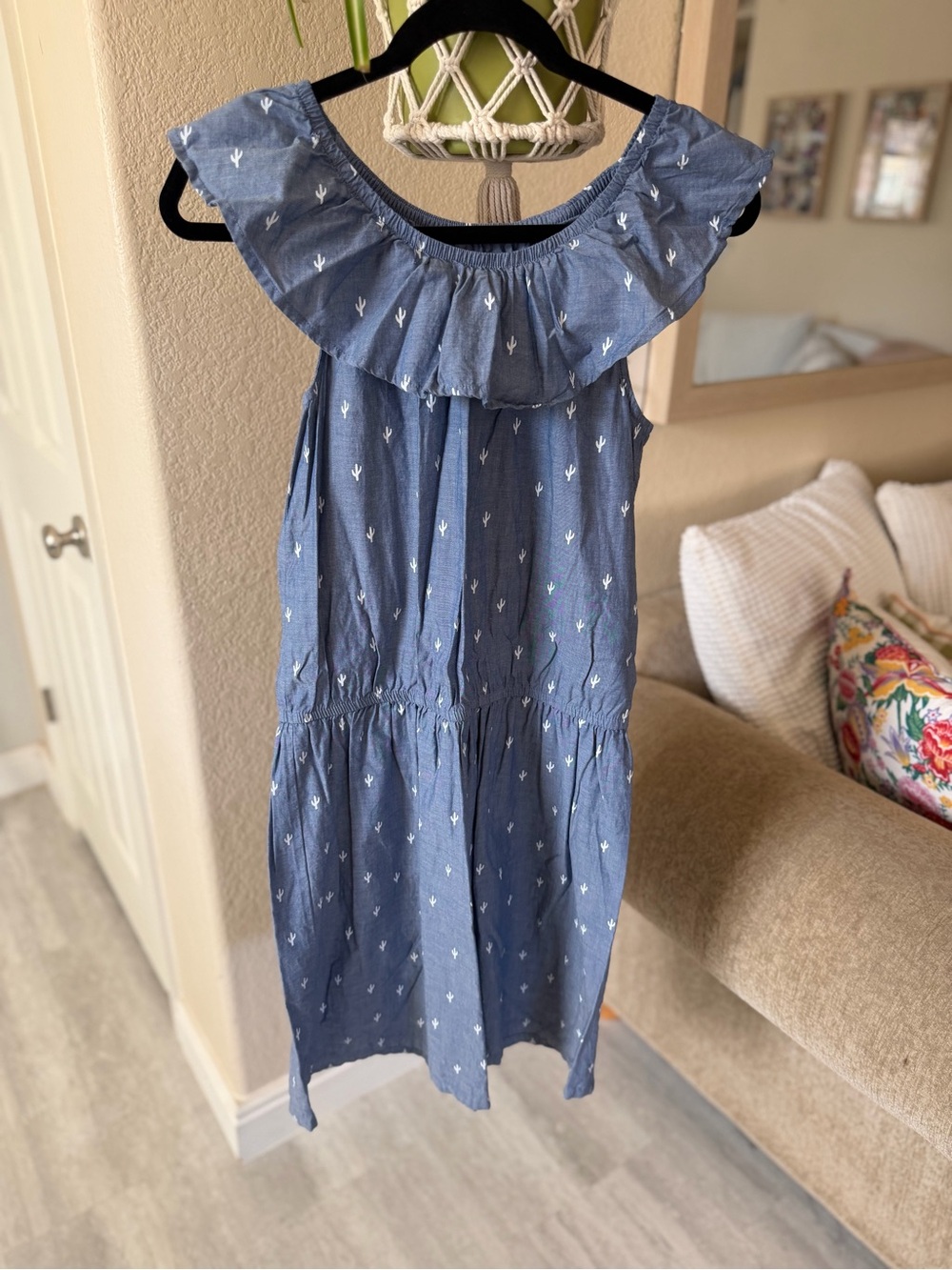 Girls Wonder Nation Blue Chambray Ruffle-Neck Casual Dress